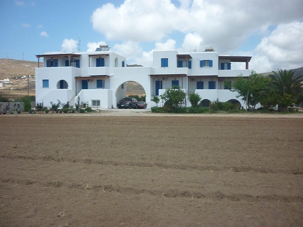 Joanna Apartments ميكري فيغلا المظهر الخارجي الصورة
